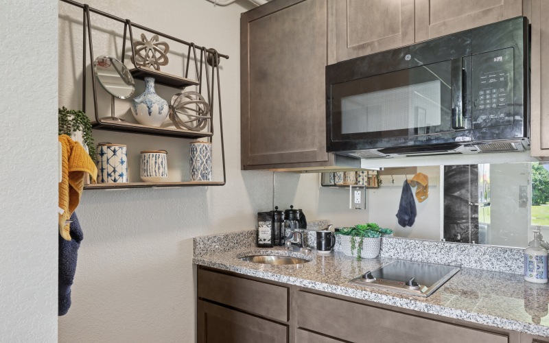 Interior Amenities